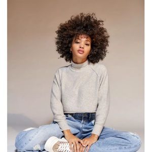Kyla cropped turtleneck sweater